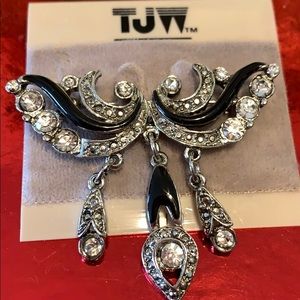 Vintage Brooch TJW